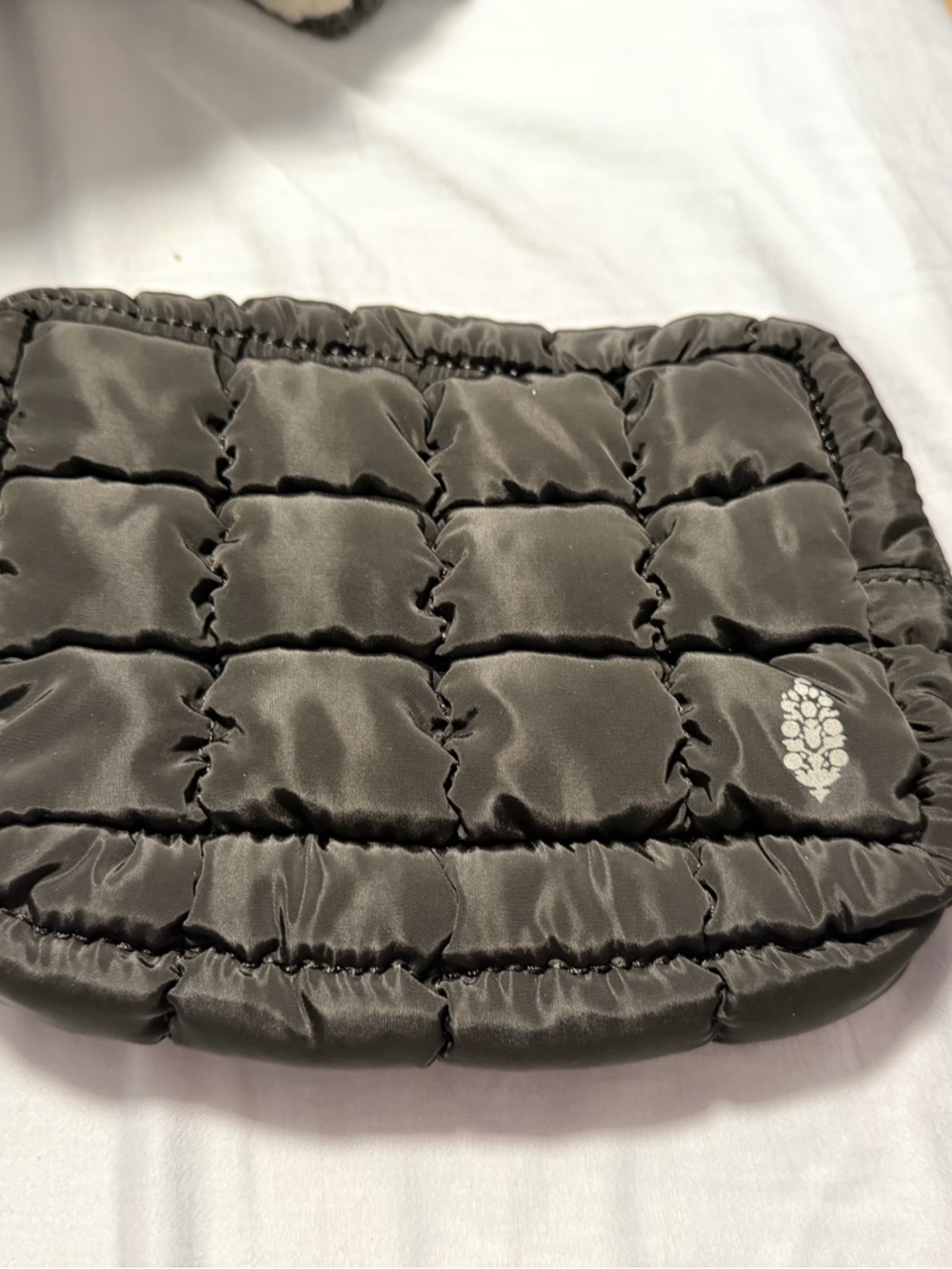 Quilted Puffer Cosmetic Pouch - Black